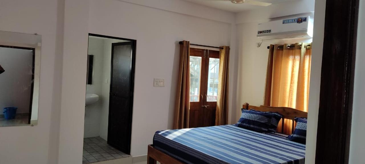 Esha Apartment Calangute Ngoại thất bức ảnh