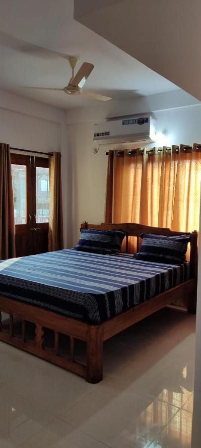 Esha Apartment Calangute Ngoại thất bức ảnh