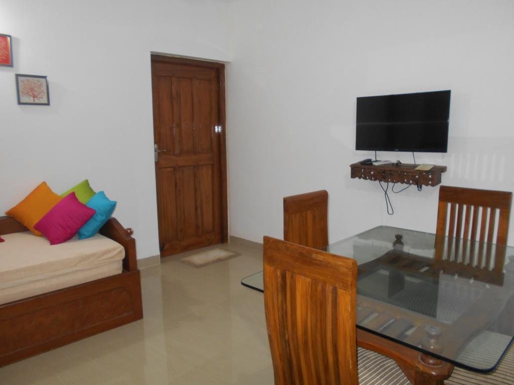 Esha Apartment Calangute Phòng bức ảnh