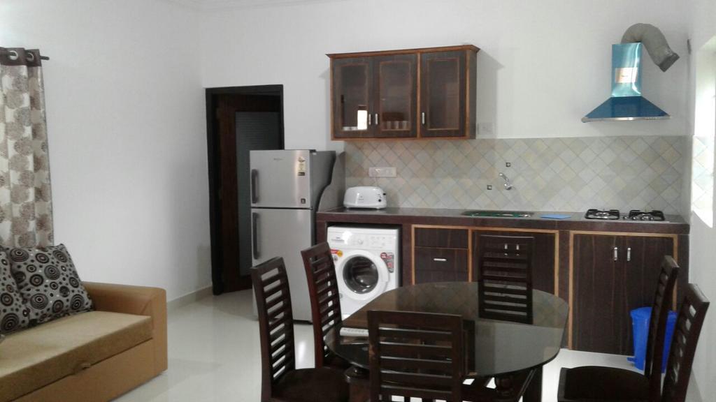 Esha Apartment Calangute Ngoại thất bức ảnh
