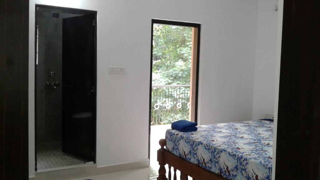 Esha Apartment Calangute Ngoại thất bức ảnh